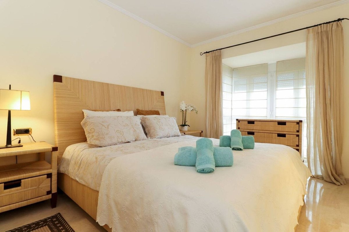 2 Bed Ground Floor Apartment in Los Monteros