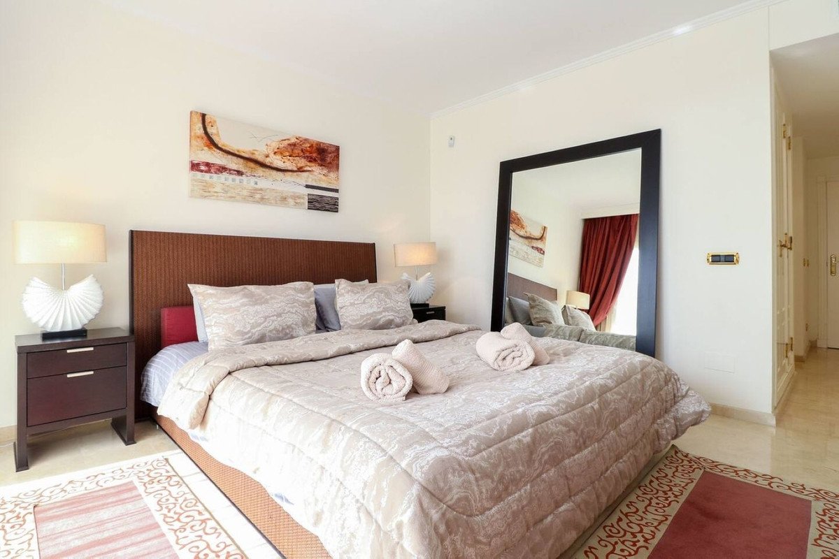 2 Bed Ground Floor Apartment in Los Monteros