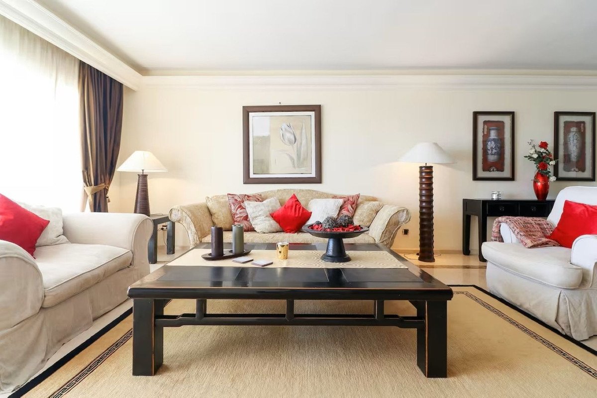 2 Bed Ground Floor Apartment in Los Monteros
