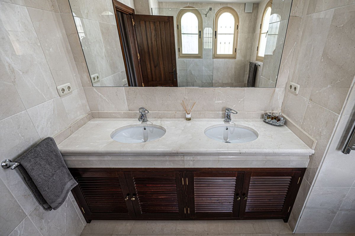 4 Bed Detached Villa in Mijas Golf