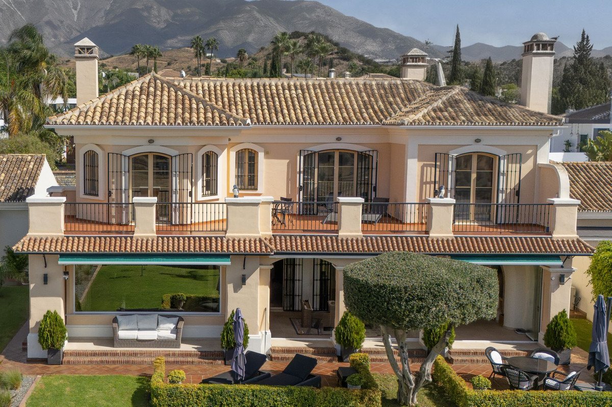 4 Bed Detached Villa in Mijas Golf