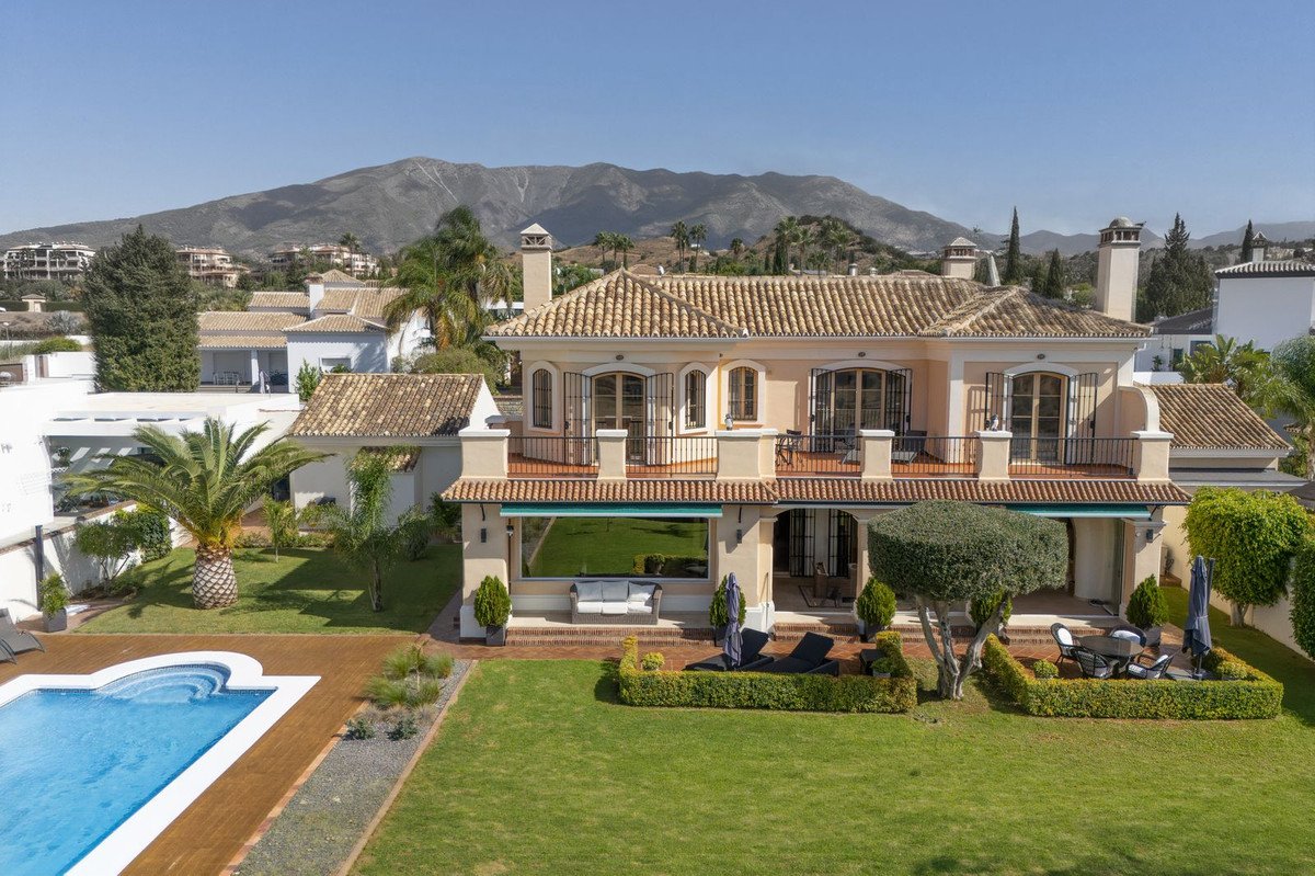4 Bed Detached Villa in Mijas Golf