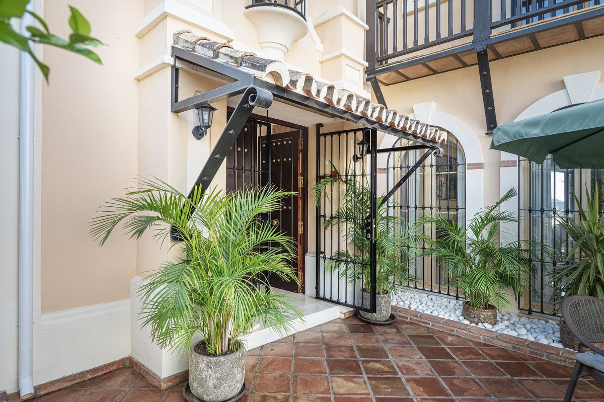 4 Bed Detached Villa in Mijas Golf