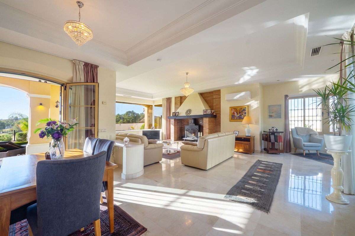 4 Bed Detached Villa in Mijas Golf