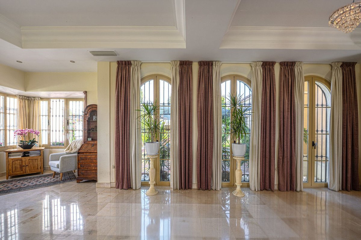 4 Bed Detached Villa in Mijas Golf