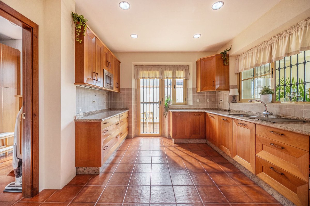 4 Bed Detached Villa in Mijas Golf