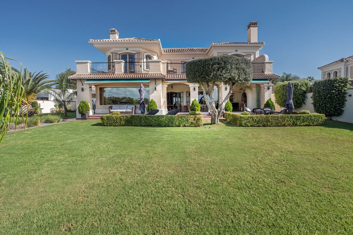 4 Bed Detached Villa in Mijas Golf
