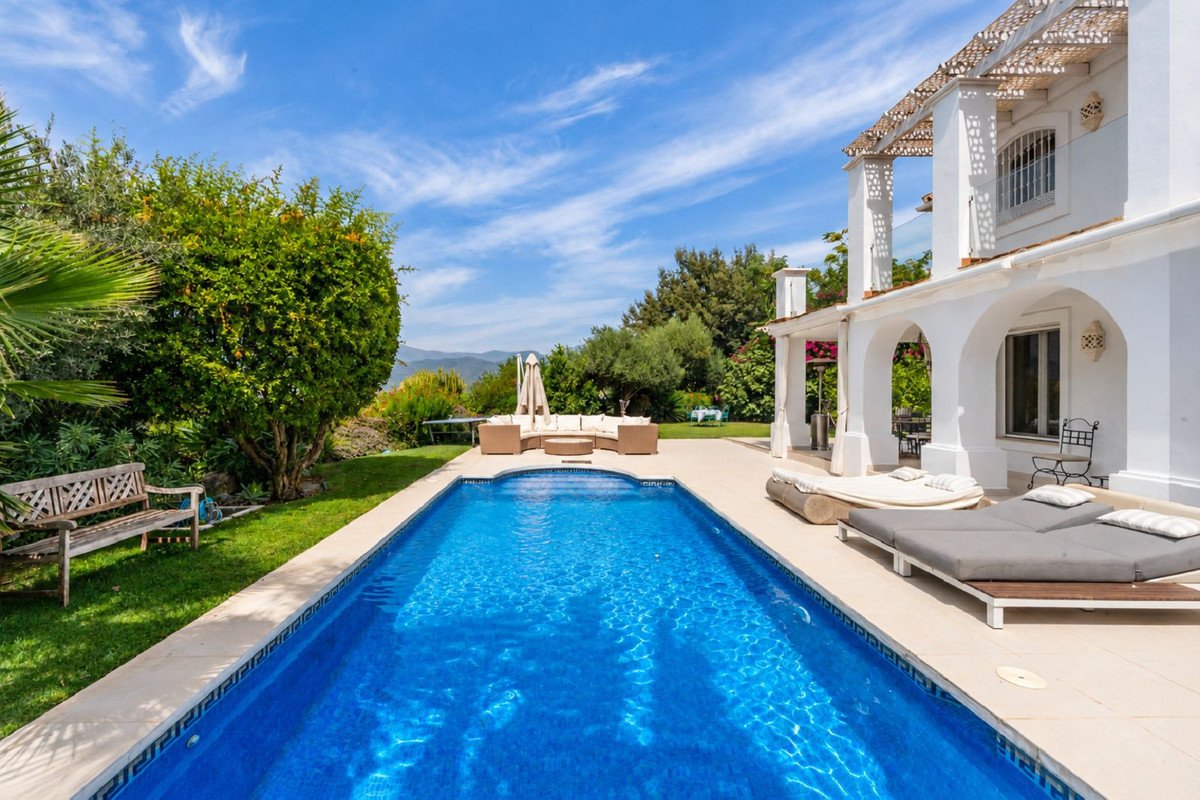 4 Bed Detached Villa in Istán