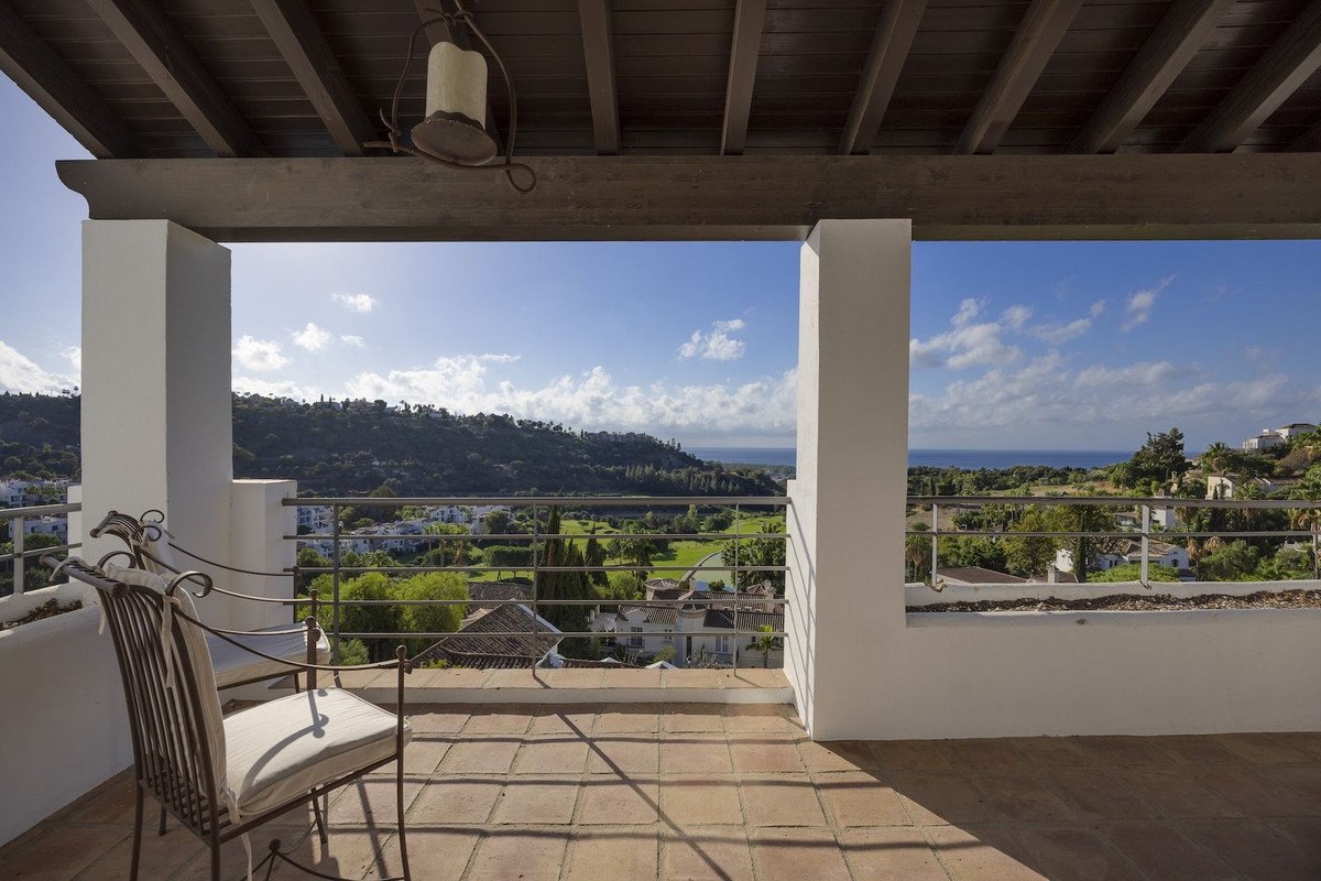 6 Bed Detached Villa in Benahavís