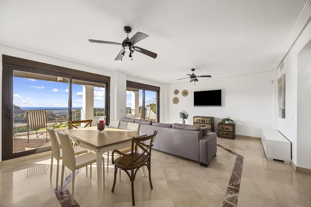 6 Bed Detached Villa in Benahavís