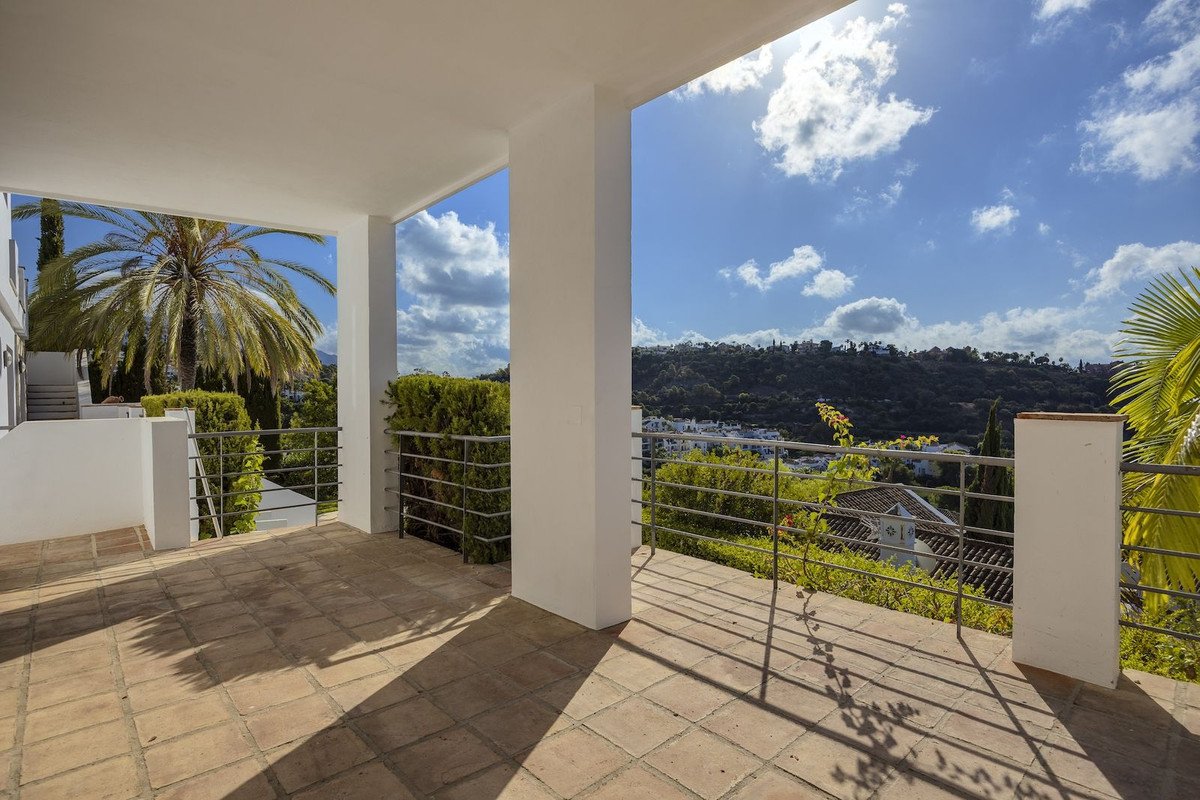 6 Bed Detached Villa in Benahavís