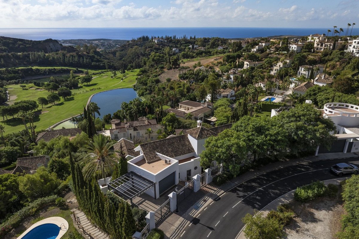 6 Bed Detached Villa in Benahavís