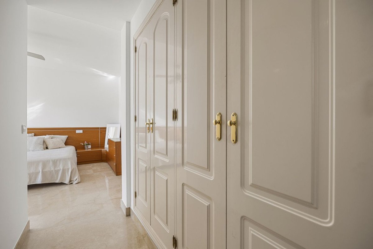 6 Bed Detached Villa in Benahavís