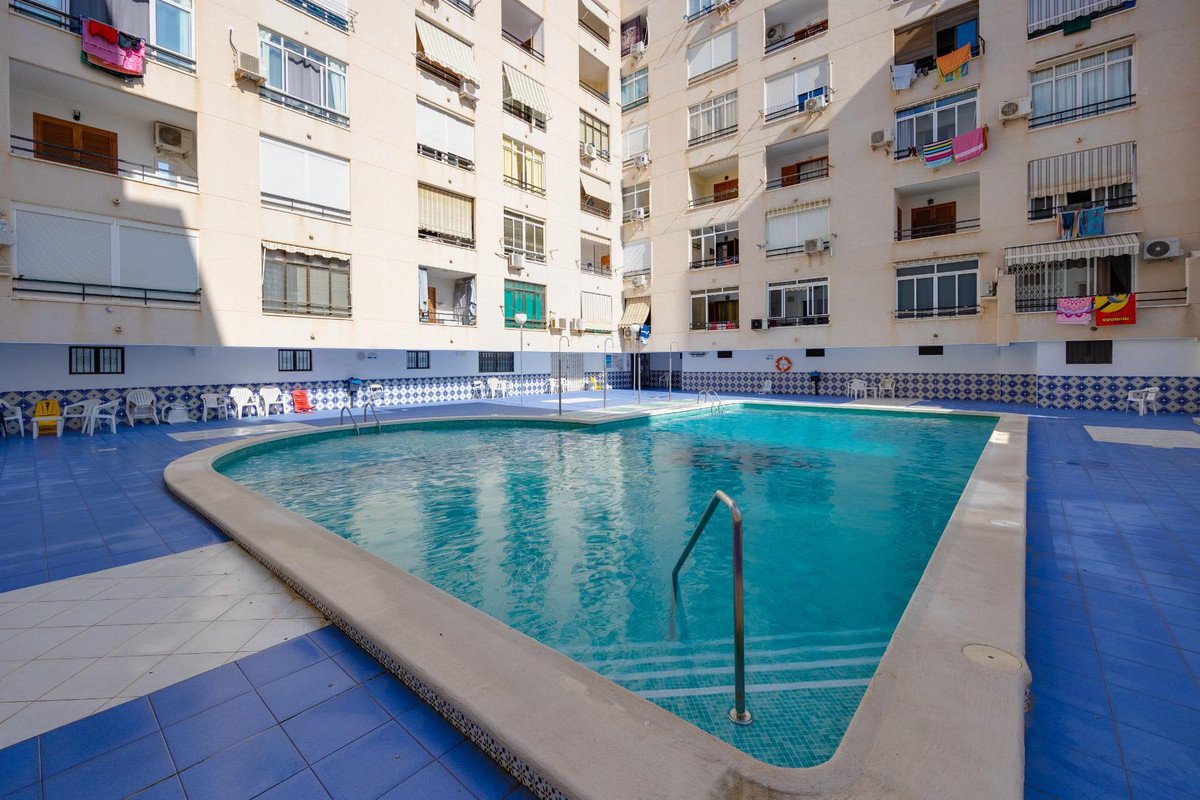 1 Bed Middle Floor Apartment in Playa Del Cura