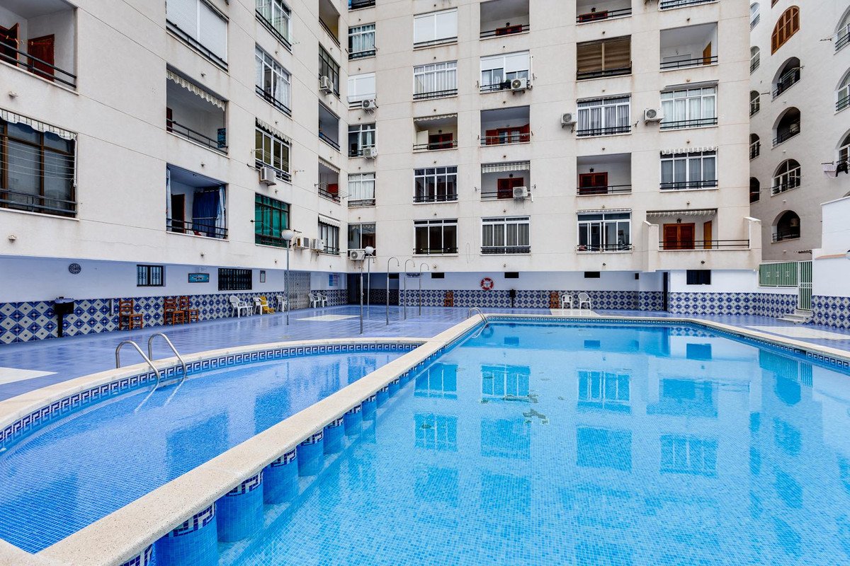 1 Bed Middle Floor Apartment in Playa Del Cura