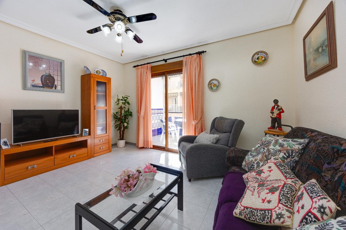1 Bed Middle Floor Apartment in Playa Del Cura