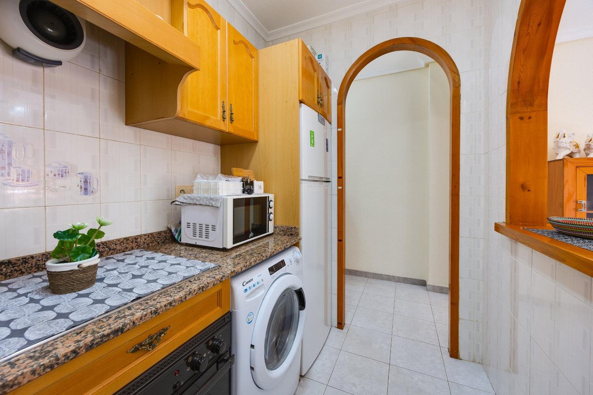 1 Bed Middle Floor Apartment in Playa Del Cura
