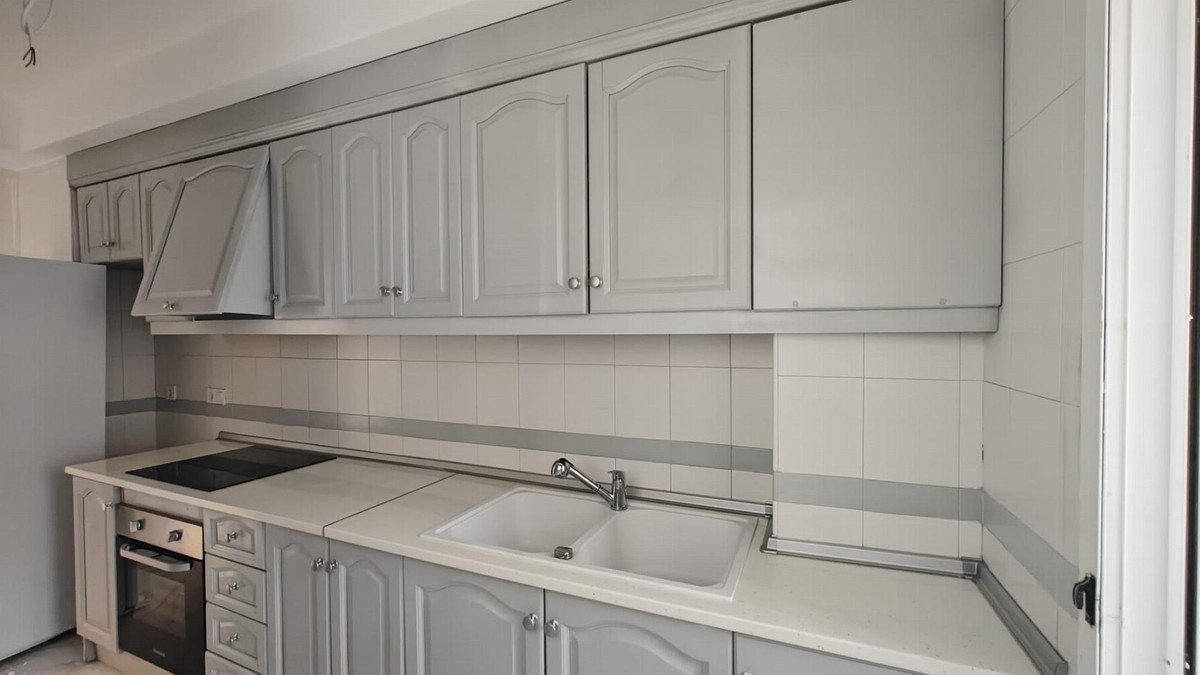 3 Bed Middle Floor Apartment in Torrevieja
