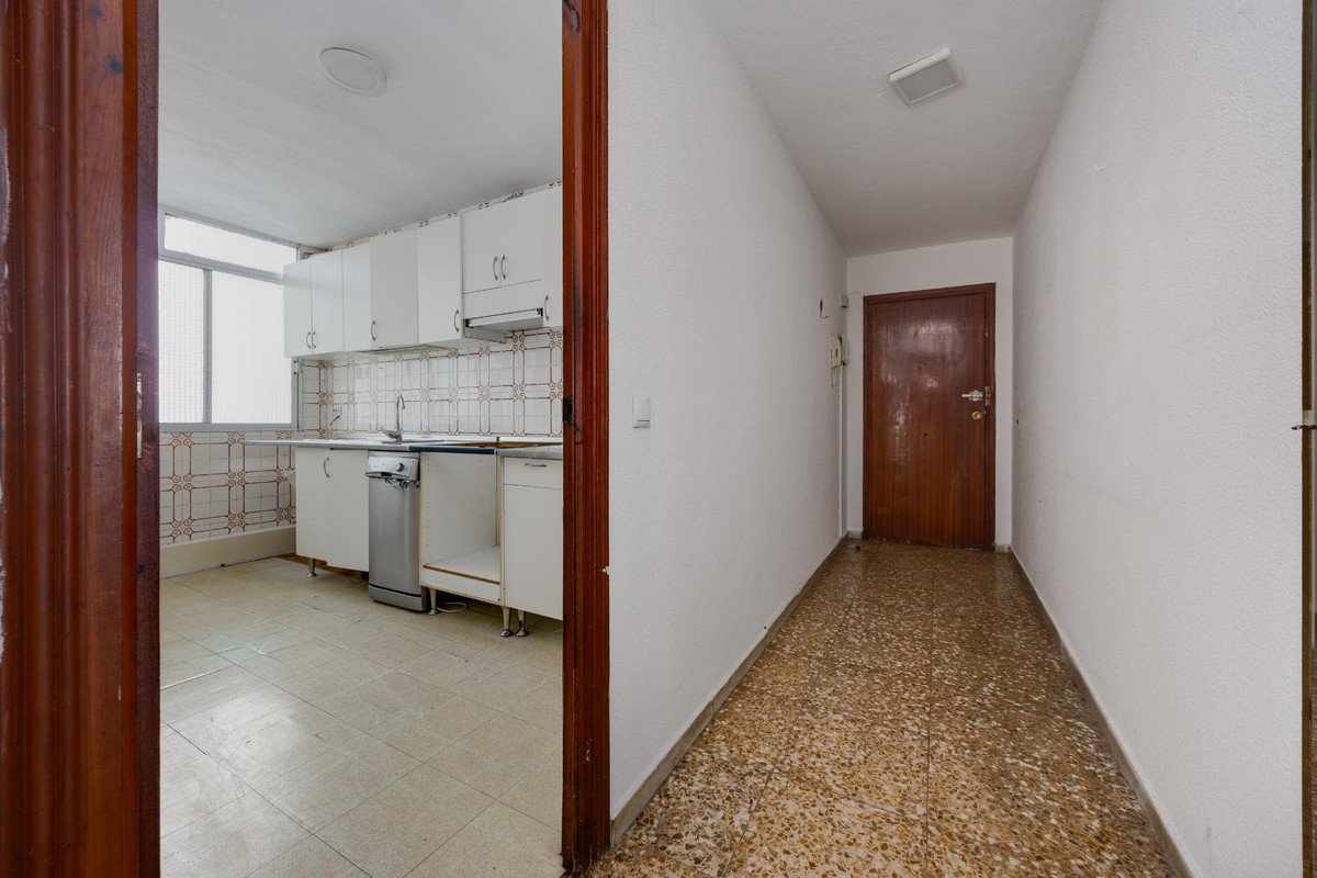 3 Bed Middle Floor Apartment in Torrevieja