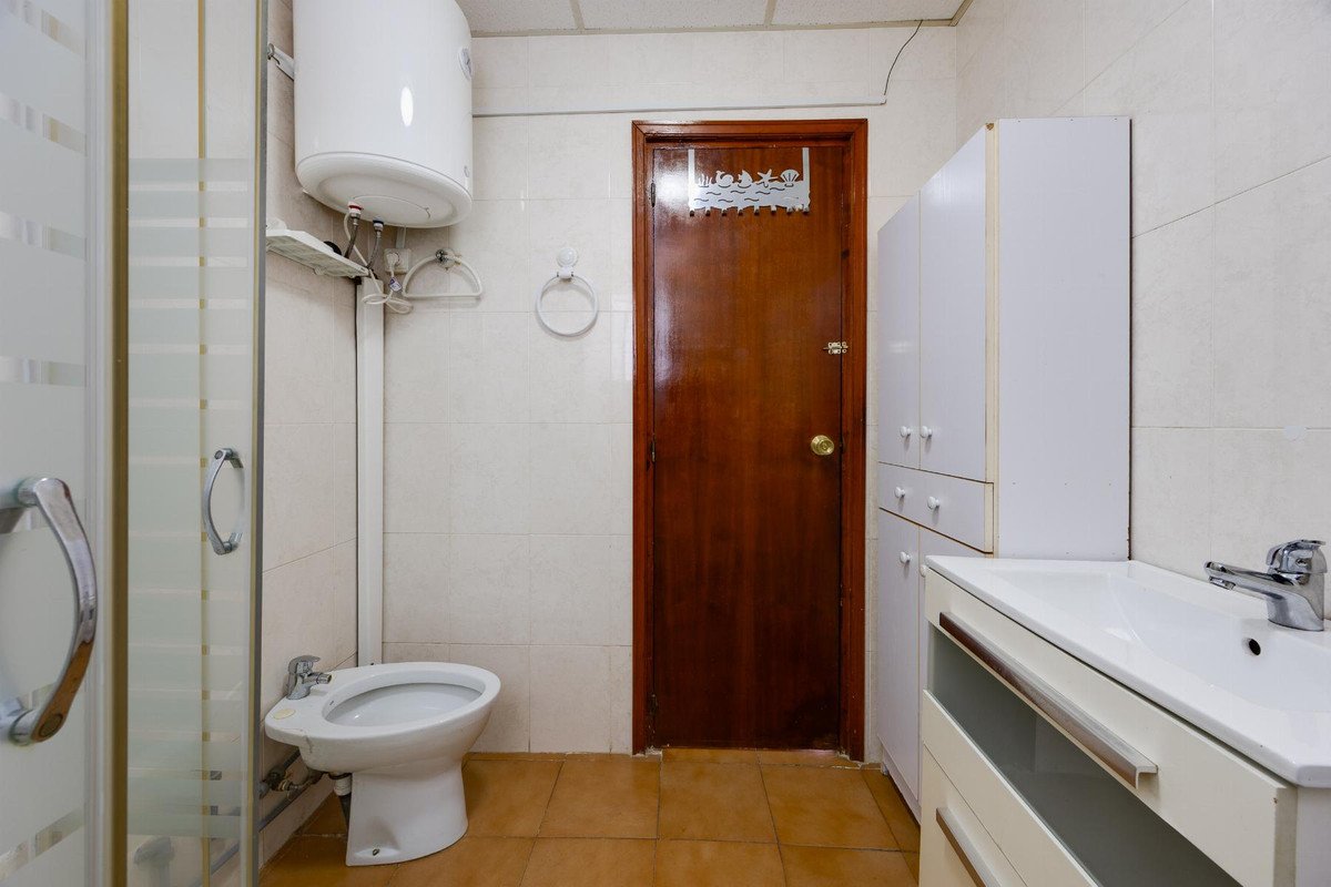 3 Bed Middle Floor Apartment in Torrevieja