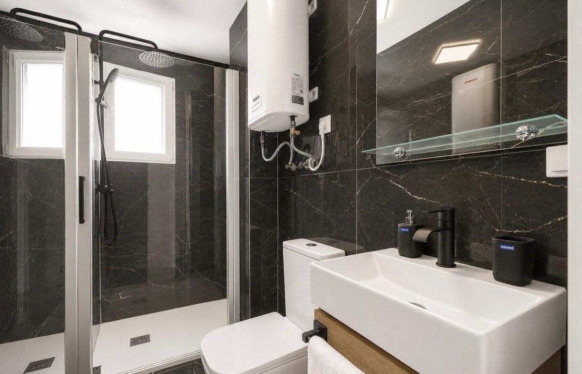 3 Bed Middle Floor Apartment in Torrevieja