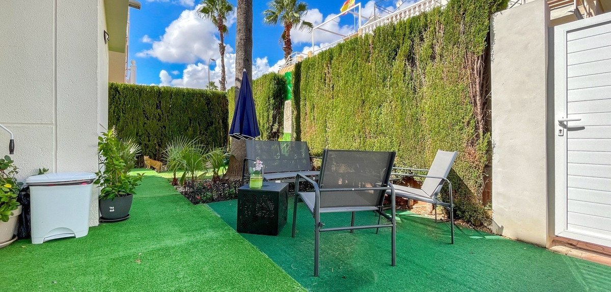 3 Bed Townhouse in Los Altos