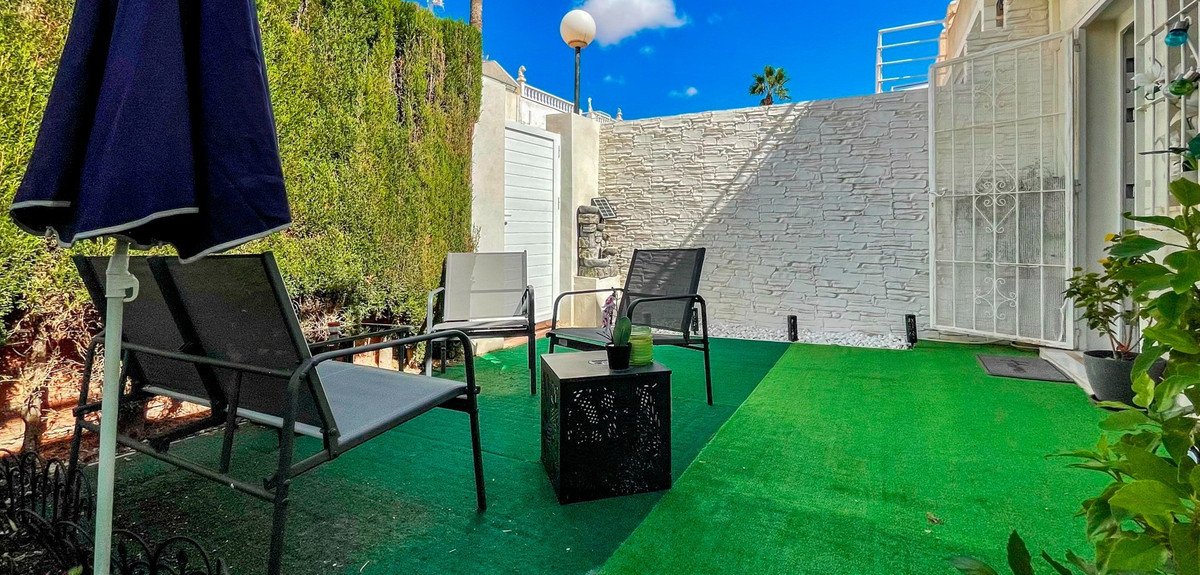 3 Bed Townhouse in Los Altos
