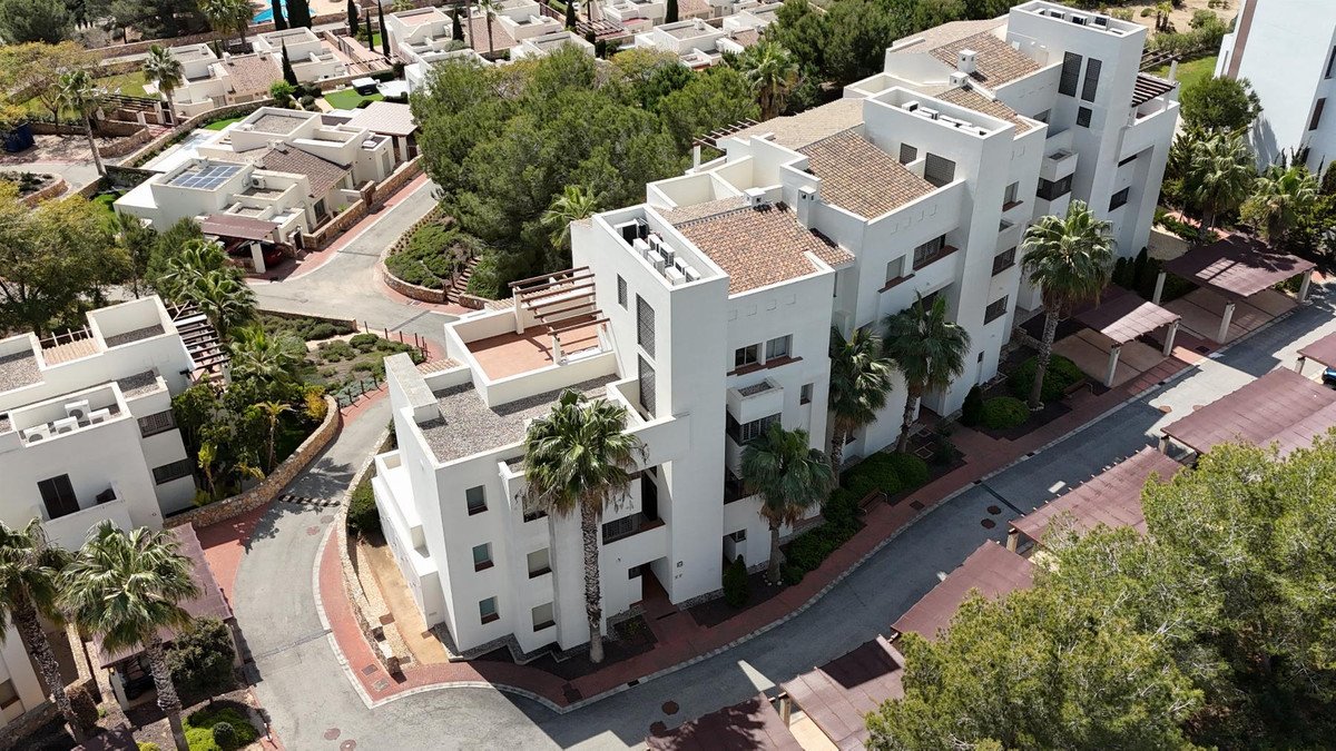 2 Bed Penthouse in Las Colinas Golf