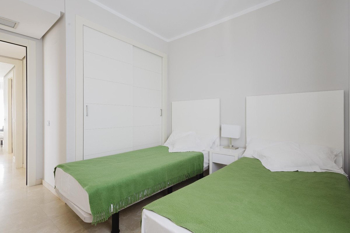2 Bed Penthouse in Las Colinas Golf