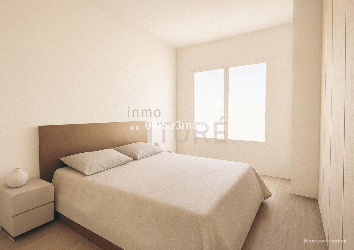 2 Bed Middle Floor Apartment in Málaga