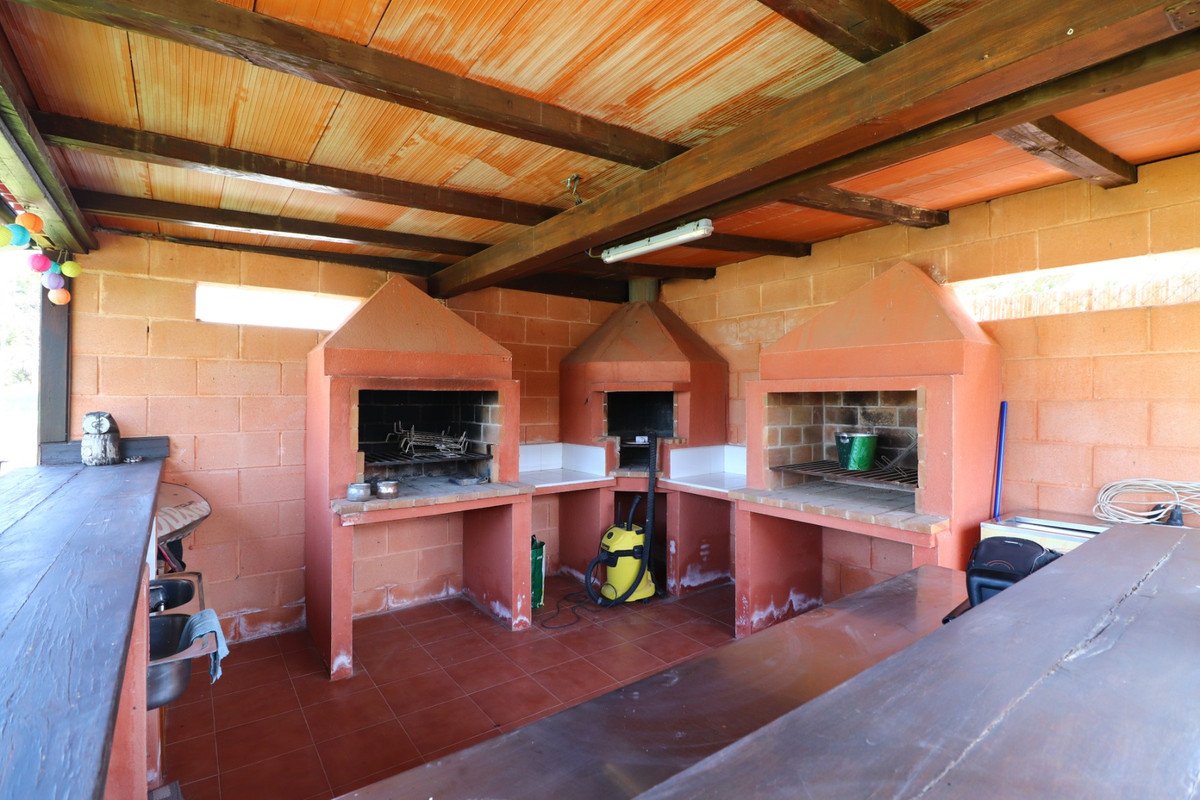 4 Bed Detached Villa in Benferri