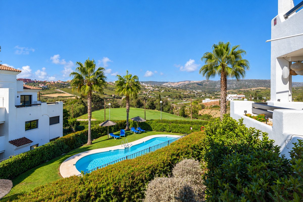 2 Bed Ground Floor Apartment in Casares