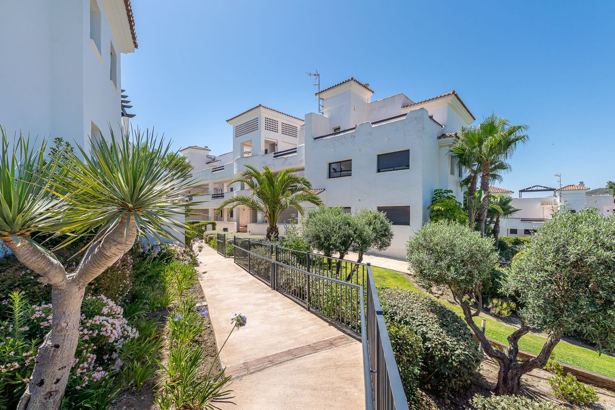 2 Bed Ground Floor Apartment in Casares
