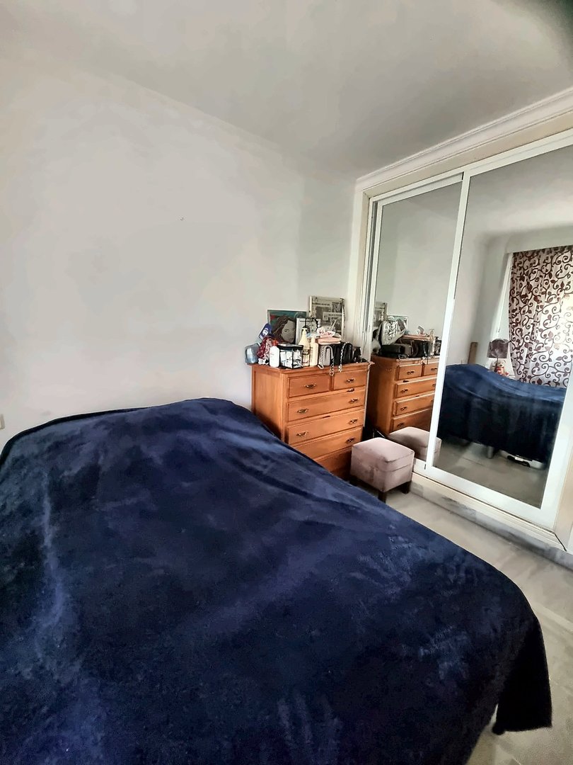 2 Bed Middle Floor Apartment in Nueva Andalucía