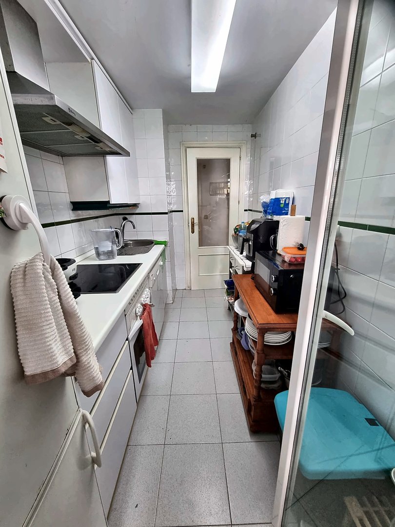 2 Bed Middle Floor Apartment in Nueva Andalucía