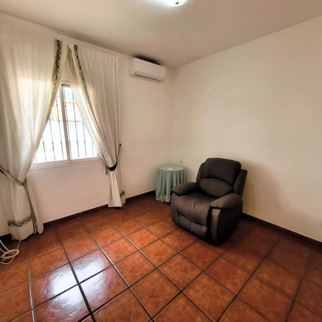 4 Bed Ground Floor Apartment in Estepona