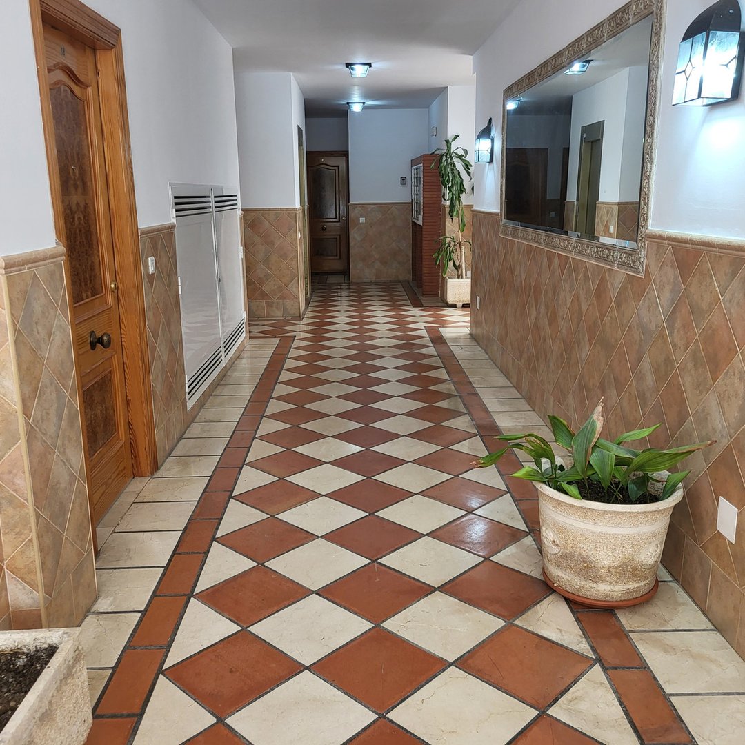 4 Bed Ground Floor Apartment in Estepona