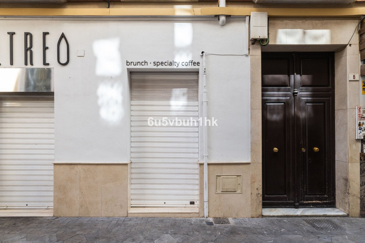 1 Bed Middle Floor Apartment in Málaga