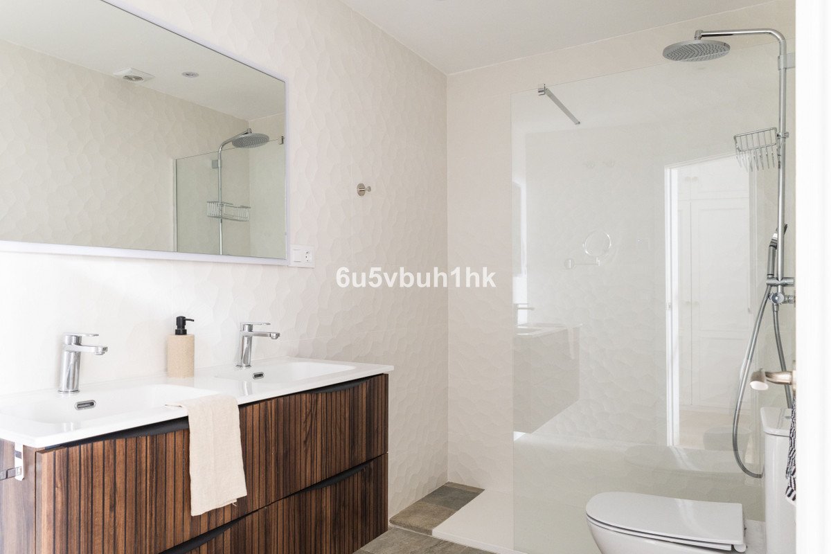 1 Bed Middle Floor Apartment in Málaga