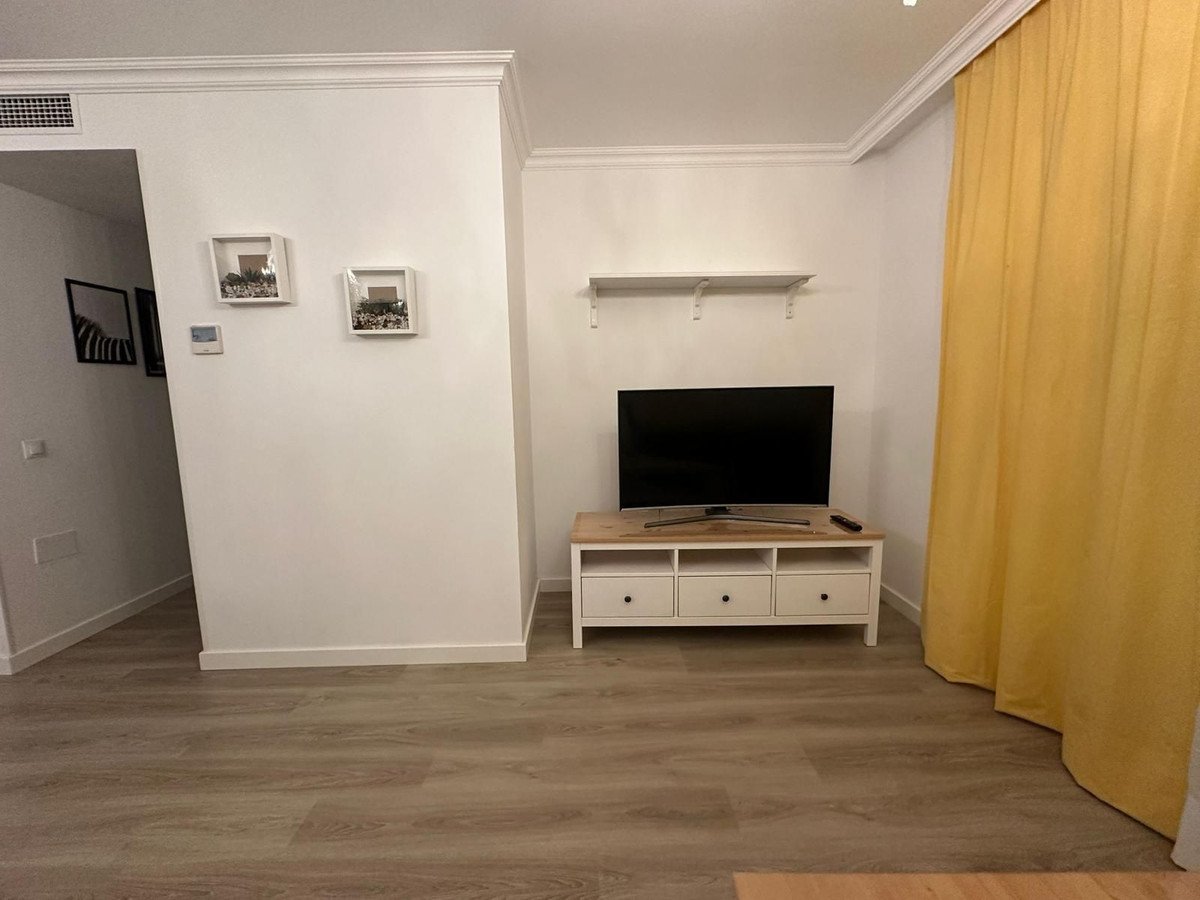 3 Bed Middle Floor Apartment in Marbella