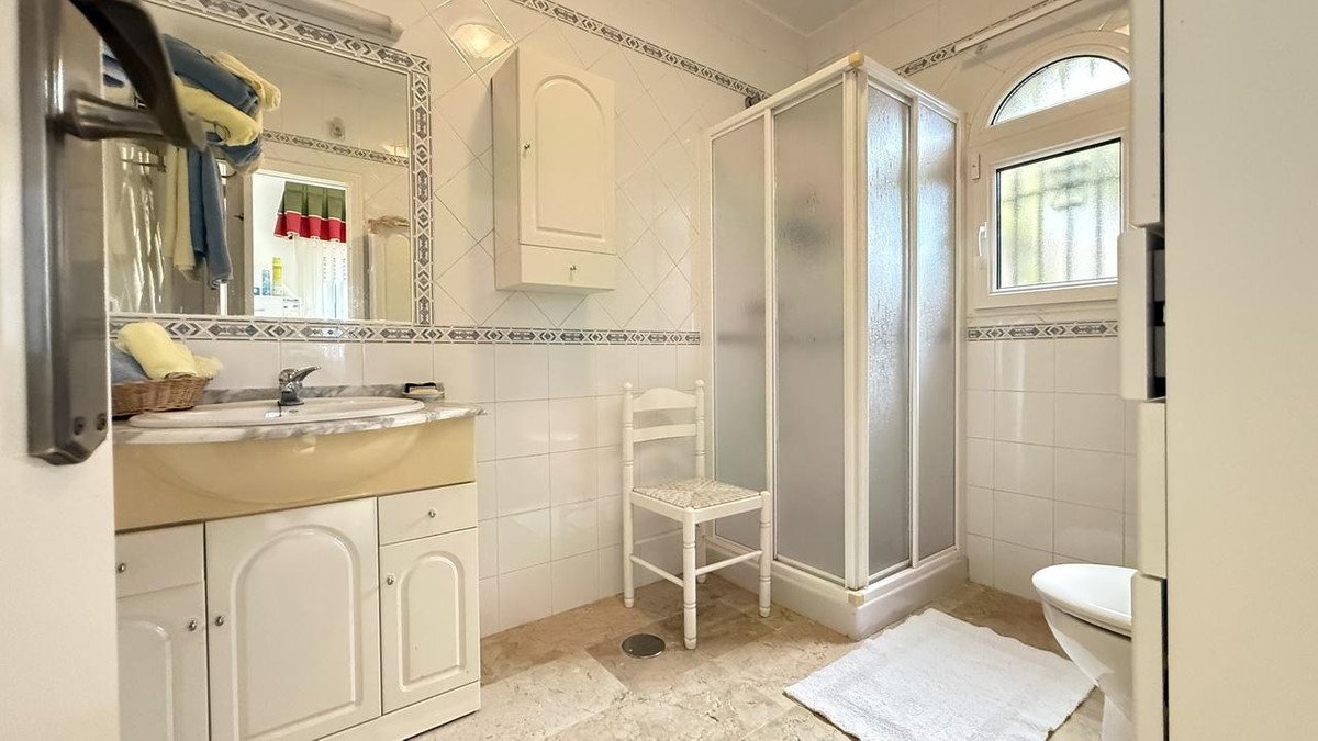 5 Bed Detached Villa in Las Ramblas Golf