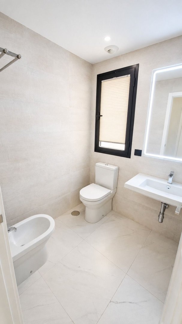 2 Bed Ground Floor Apartment in Estepona