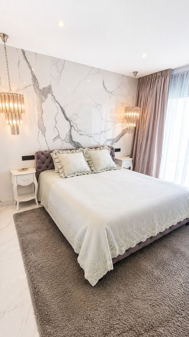 2 Bed Ground Floor Apartment in Estepona