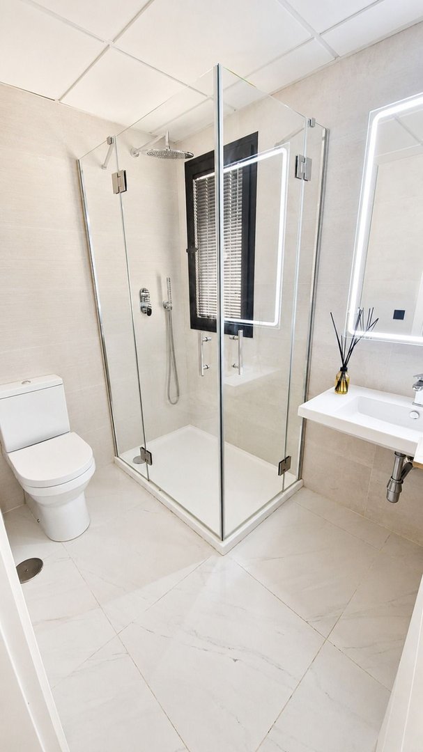 2 Bed Ground Floor Apartment in Estepona