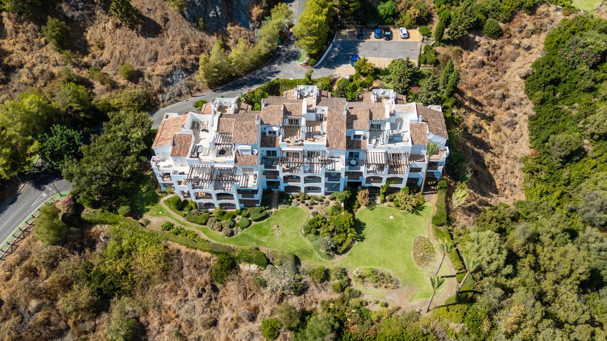 3 Bed Middle Floor Apartment in La Quinta