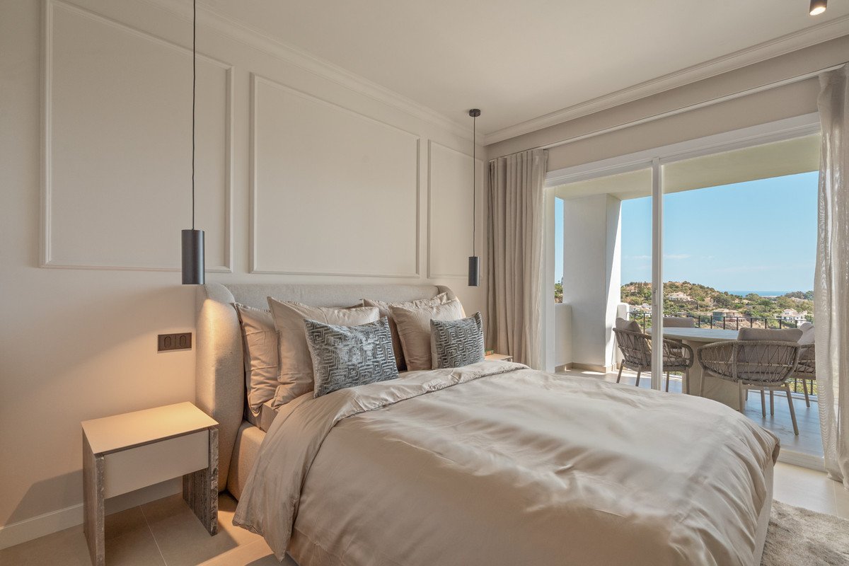 3 Bed Middle Floor Apartment in La Quinta