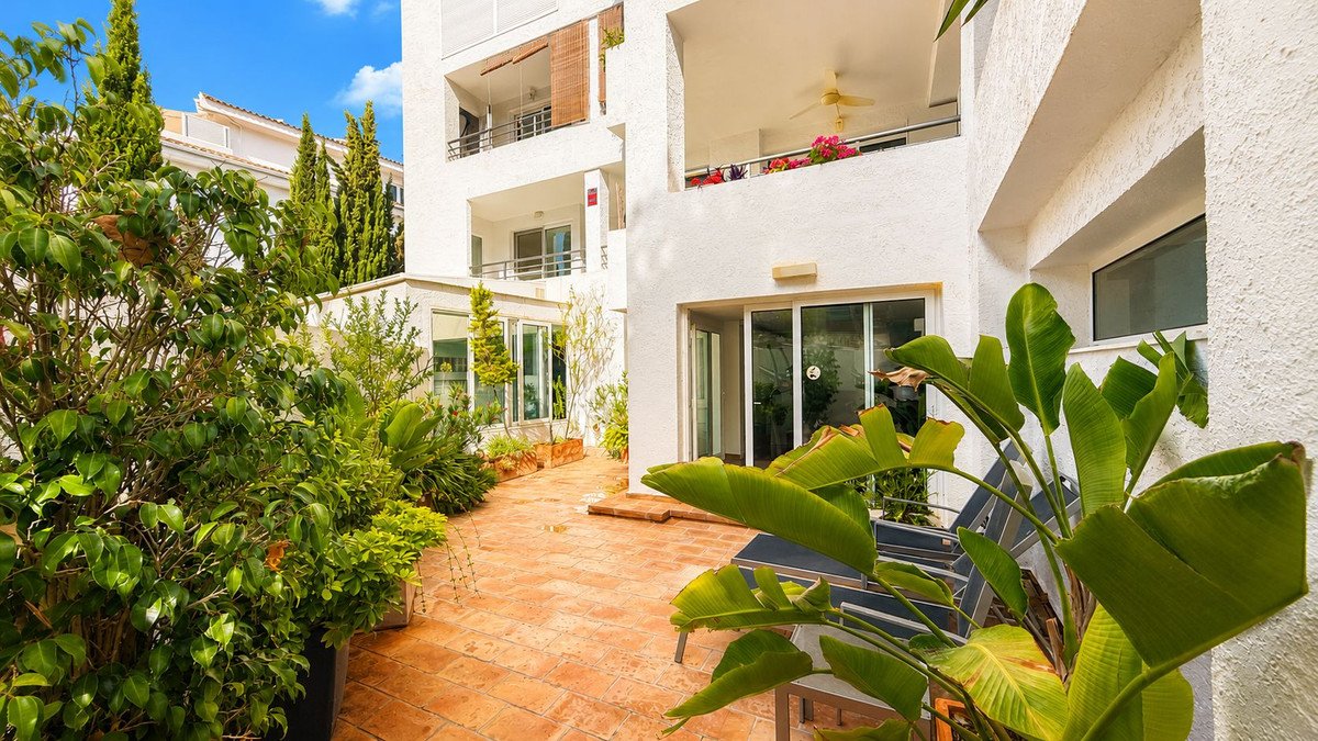4 Bed Ground Floor Apartment in Altea