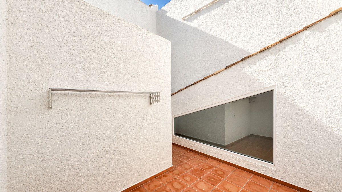 4 Bed Ground Floor Apartment in Altea