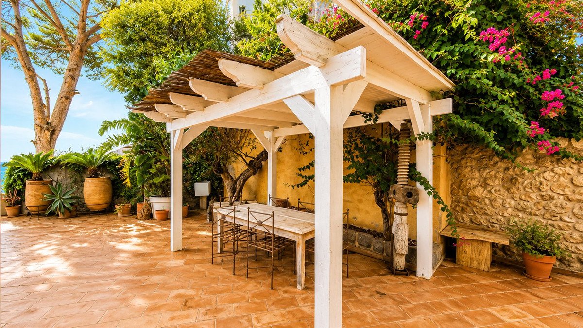4 Bed Ground Floor Apartment in Altea