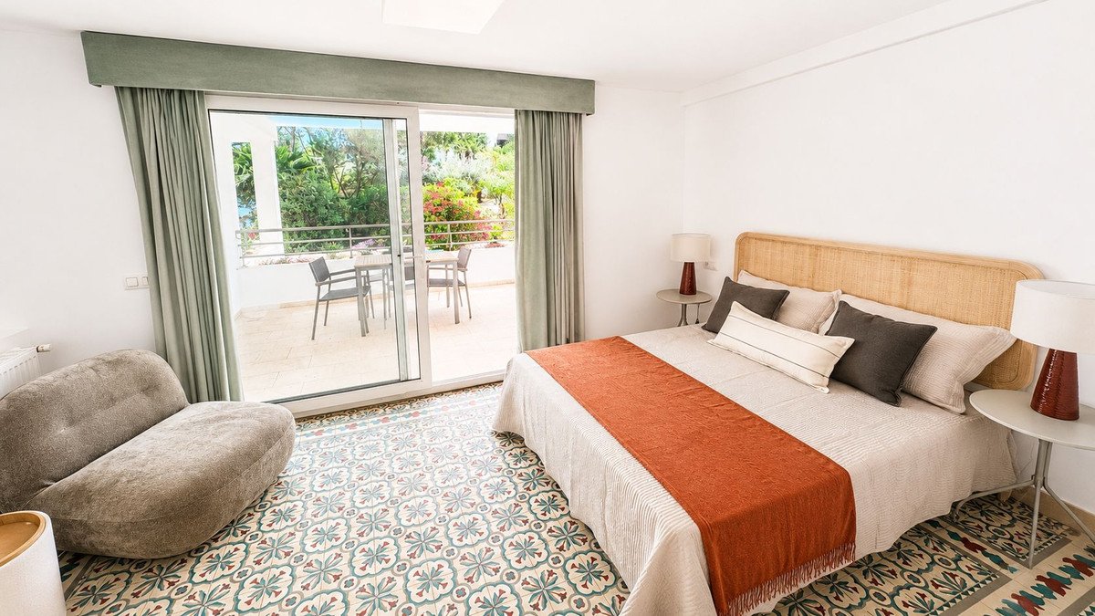 4 Bed Ground Floor Apartment in Altea